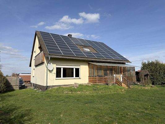 Hausansicht vom Garten