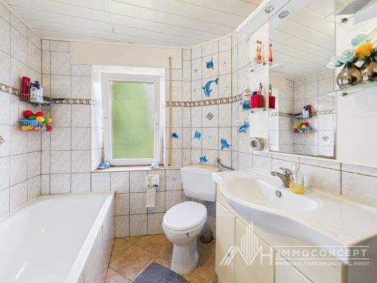 CAM04062G0-PR0045-STILL013