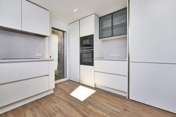 Neubau-Villa neben dem Golfplatz zu verkaufen in Nova Santa Ponsa, Mallorca