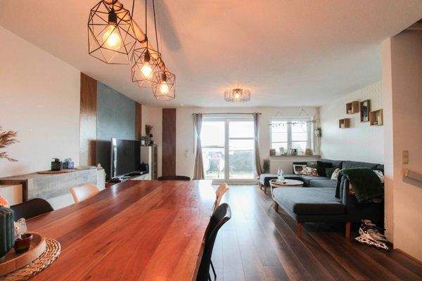 Wohn- und Essbereich (3)