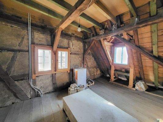 Dachboden ausbaufähig