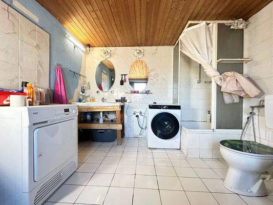 Wohnung DG I Badezimmer