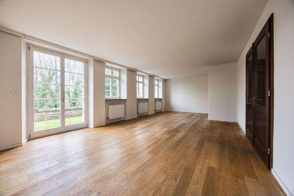 Großes Wohn- und Esszimmer