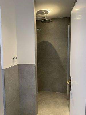 Spacious shower