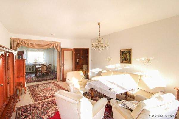 hell und großzügig 