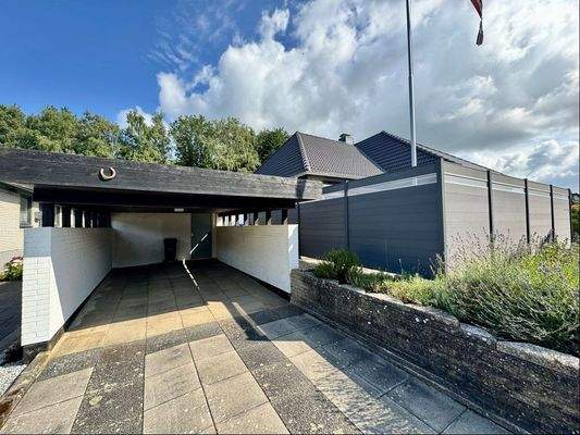 Garage mit Abstellraum-1