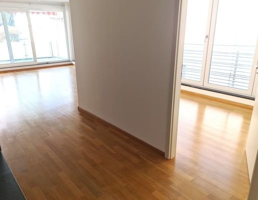 Wohnzimmer und Kinderzimmer 2