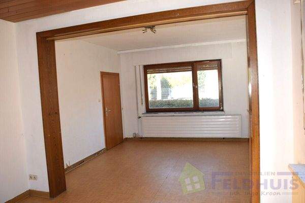 Wohn- und Esszimmer Bild 3