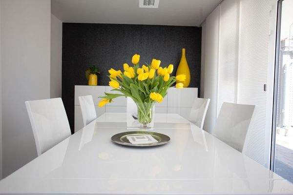 hell und freundlich...