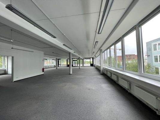 neue Wände, neuer Boden - Fertig ist ihr Büro