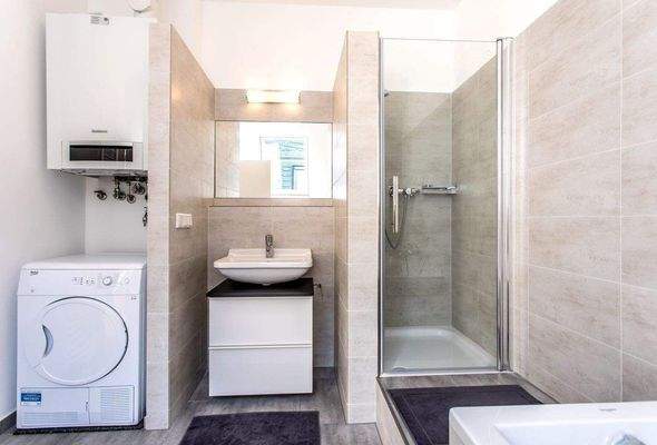 2 Badansicht (3).jpg