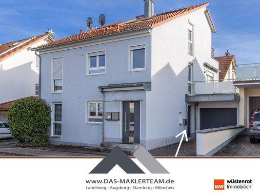 Zauberhafte Maisonette-Gartenwohnung mit XXL-Garage, Carport und eigenem Garten – Baujahr 2007