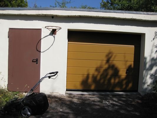 Garage!
