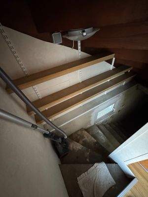 Treppe zum Keller (EG)