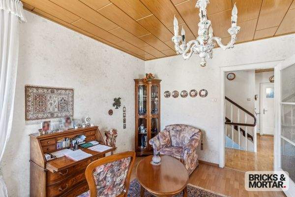 Lesezimmer mit Blick zum Flur 