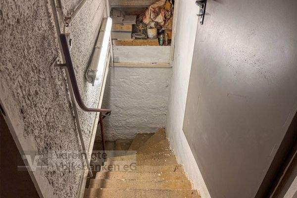 Treppenabgang-Keller