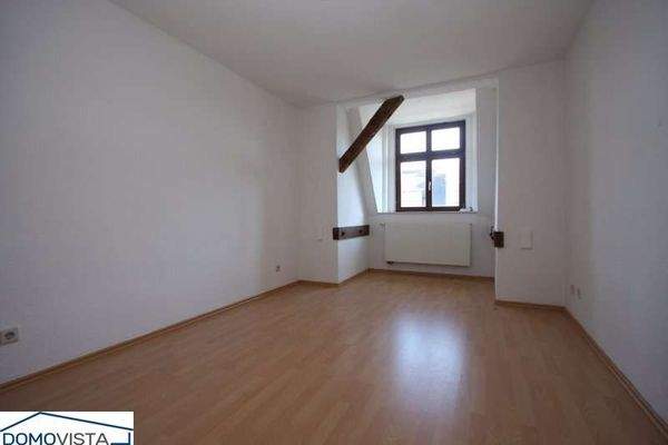 Schlafzimmer DG links