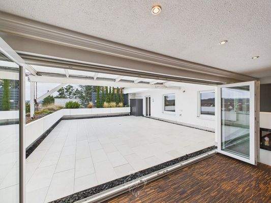 Austritt auf die Terrasse 