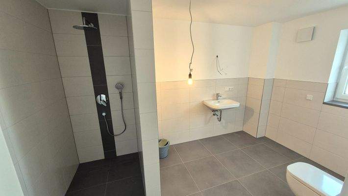 Bad Dusche WC Beispiel