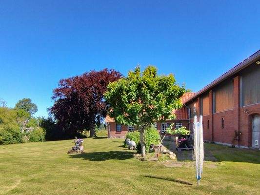 Rückansicht des Anwesens