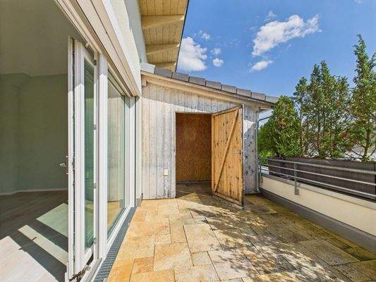 Abstellraum Terrasse