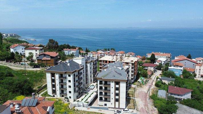Apartments with Stunning Views near the Sea in Yalova Koru