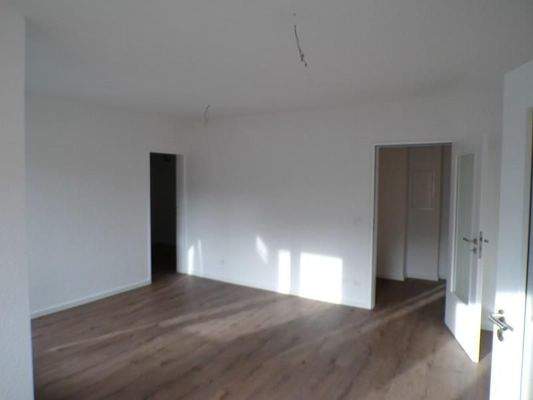 12a Schlafzimmer Blick Richtung vom Fenster