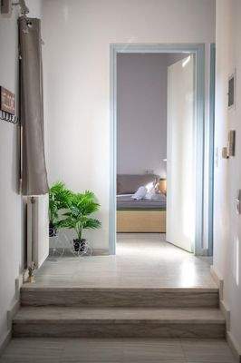 Ligaria: Villa mit drei Wohnungen und Pool zu verkaufen