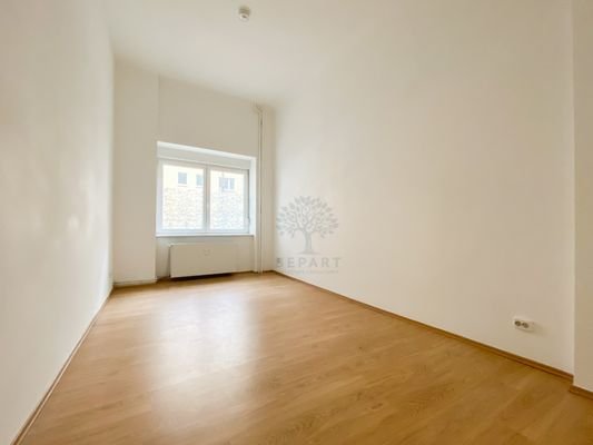 Zimmer 2 / room 2