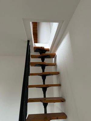 Treppe zum Dachboden