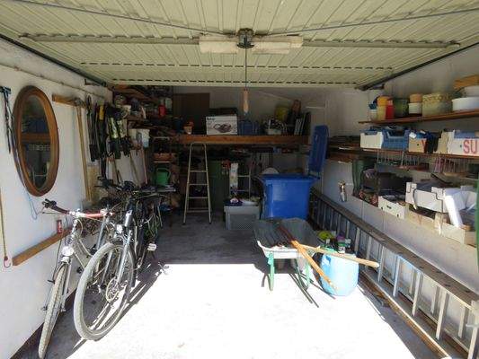 in der zweiten Garage 