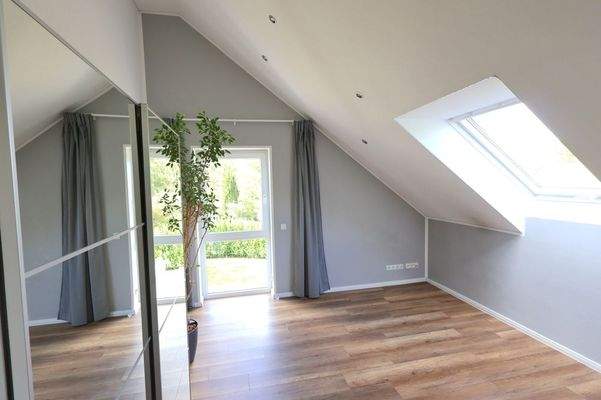 Zimmer 1 (OG) Ansicht 2