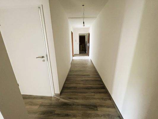 Flur rechts