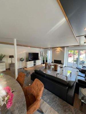 WhatsApp Image 2025-11-04 at 14.22.05 (4)