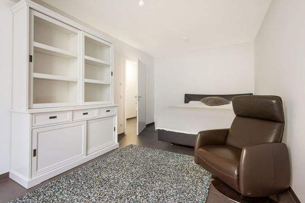 Wohnlicher Raum im UG