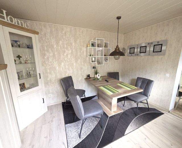 Wohnhaus + 2 Hallengeb&auml;uden in Rieden zw. Mayen u. Mendig