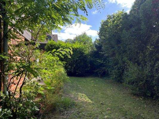 Garten vor der Terrasse