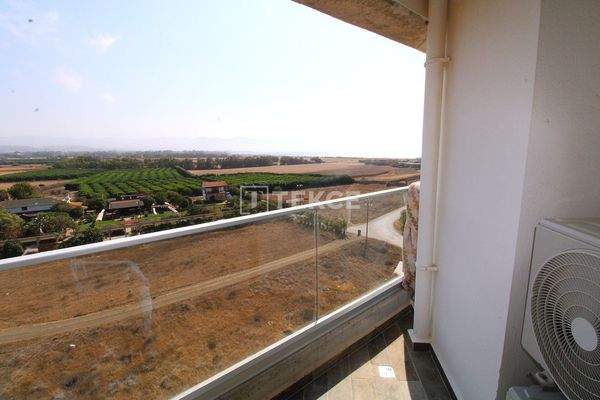 Apartment in a Complex Close to the Sea in Gaziveren Lefke