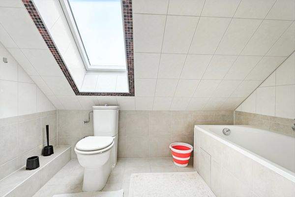 TOILET 4 - top floor