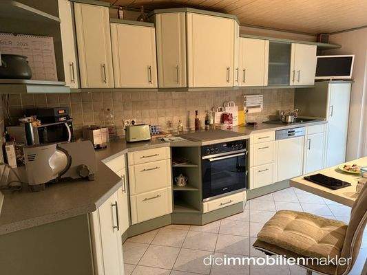 Küche mit toller Einbauküche