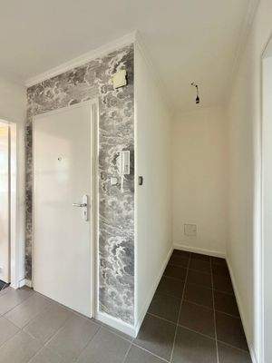 Flur, Wohnungstür, Nische