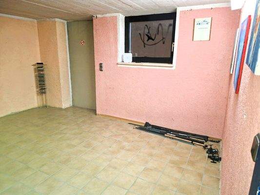 Geräumiger Kellerraum