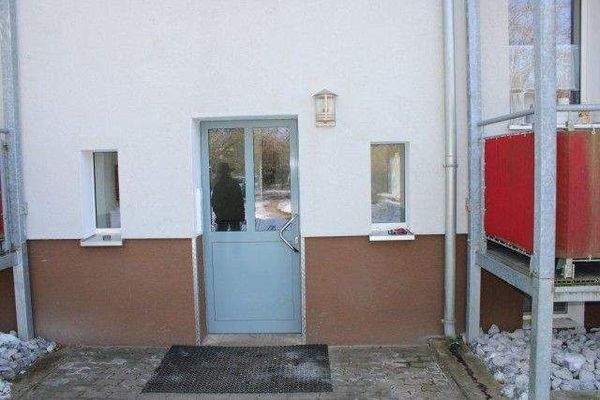 Hauseingang hofseitig.jpg