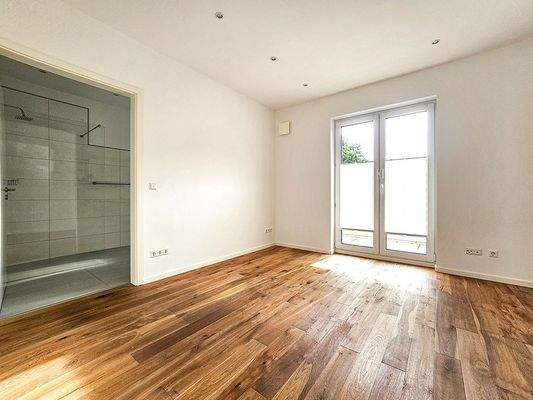 Schlafzimmer mit Bad