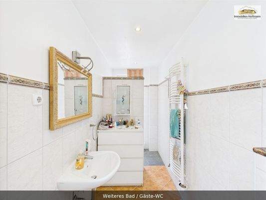 12_Weiteres_Bad_Gäste-WC