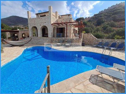 Stone-Villa-for-sale-in-Kambpia-20241025_110340