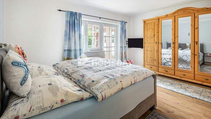 EG Elternschlafzimmer 1