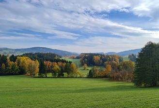 Aussicht über Hügellandschaft