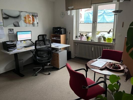 Büro 1