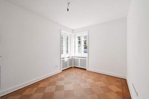 2. Büro/Lesezimmer Erdgeschoss